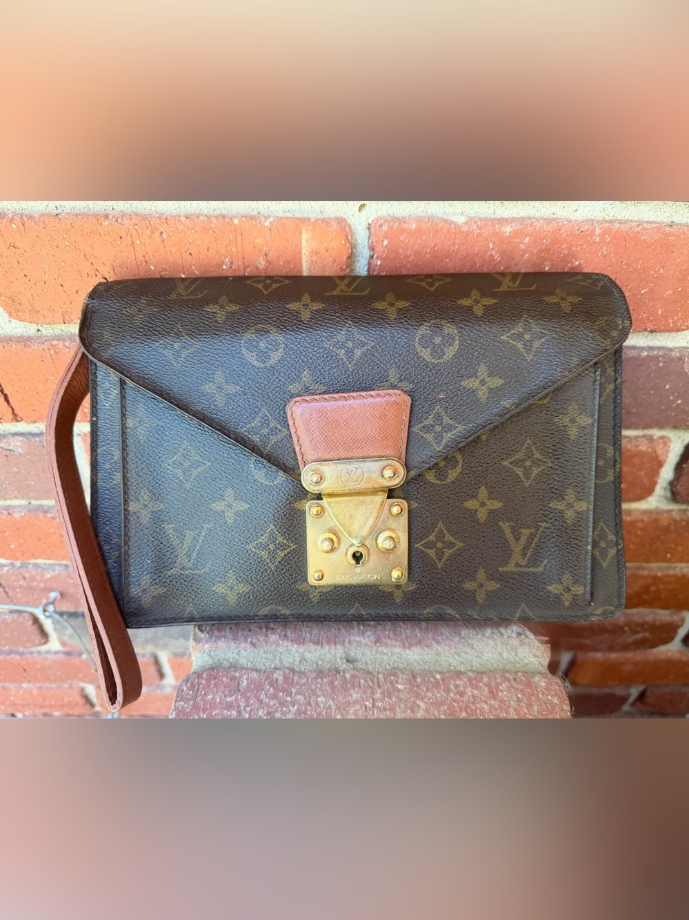 Vintage Louis Vuitton Monogram Canvas Wristlet Clutch with Push-Lock w COA